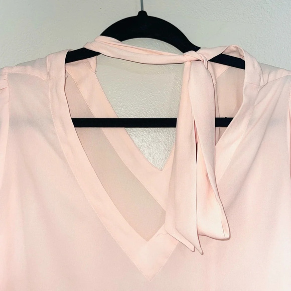 LOFT Light Pink Wrap Tie Neck V-neck Long Sleeve Blouse Medium Women’s - Picture 3 of 14
